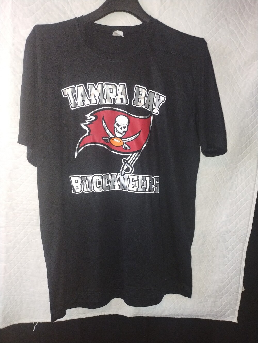 Sport-Tek Tampa Bay Buccaneers T-Shirt size M